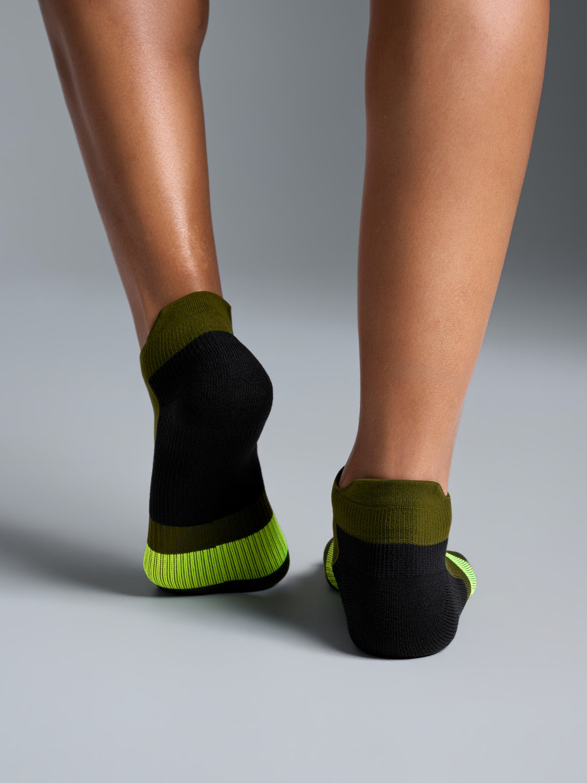 HUSTLE Sports Sock Light Olive