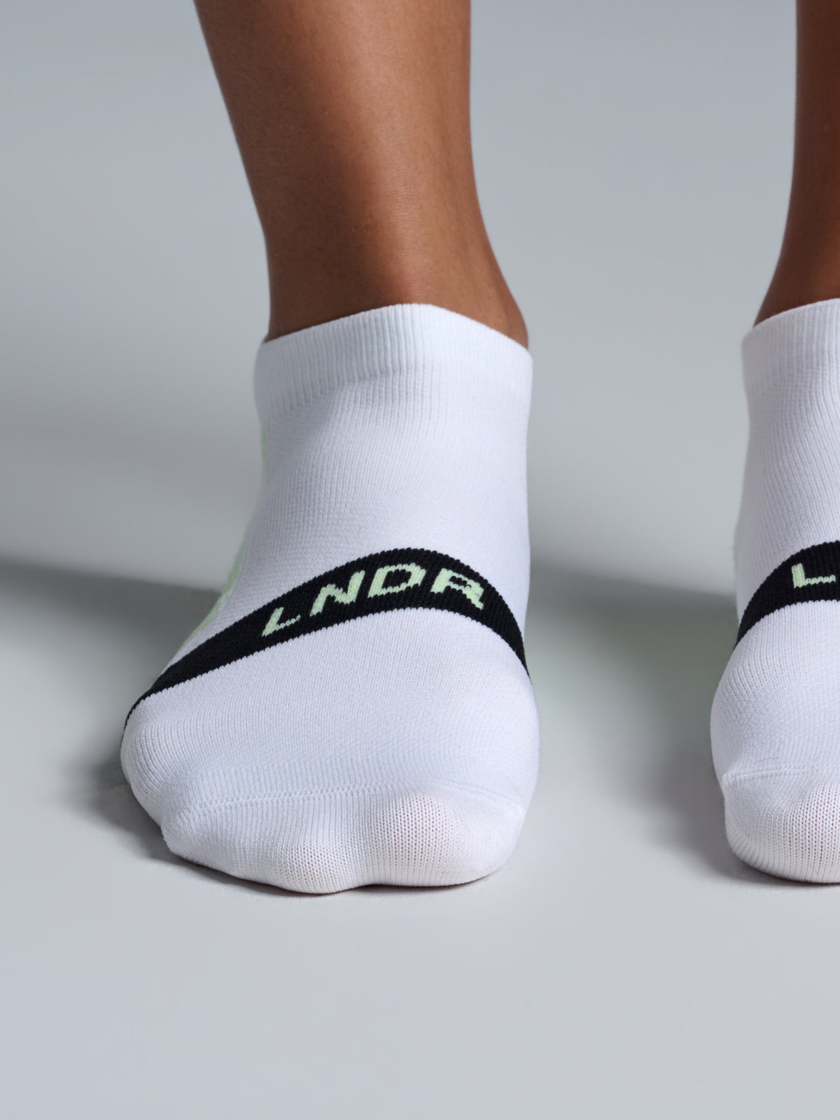 HUSTLE Sports Sock White