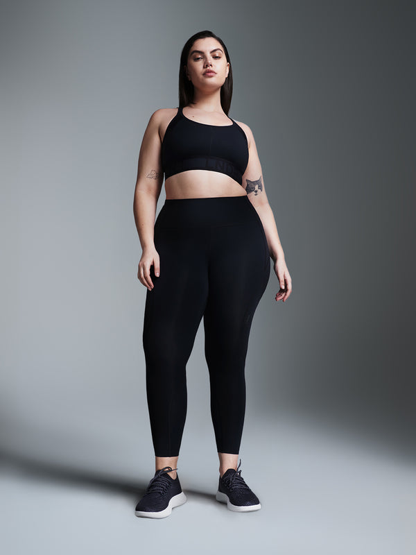 Lucy wears size XL is 5' 9" - Underbust 91.5cm, Waist 88cm, Hips 129.5cm, Inseam 83cm
