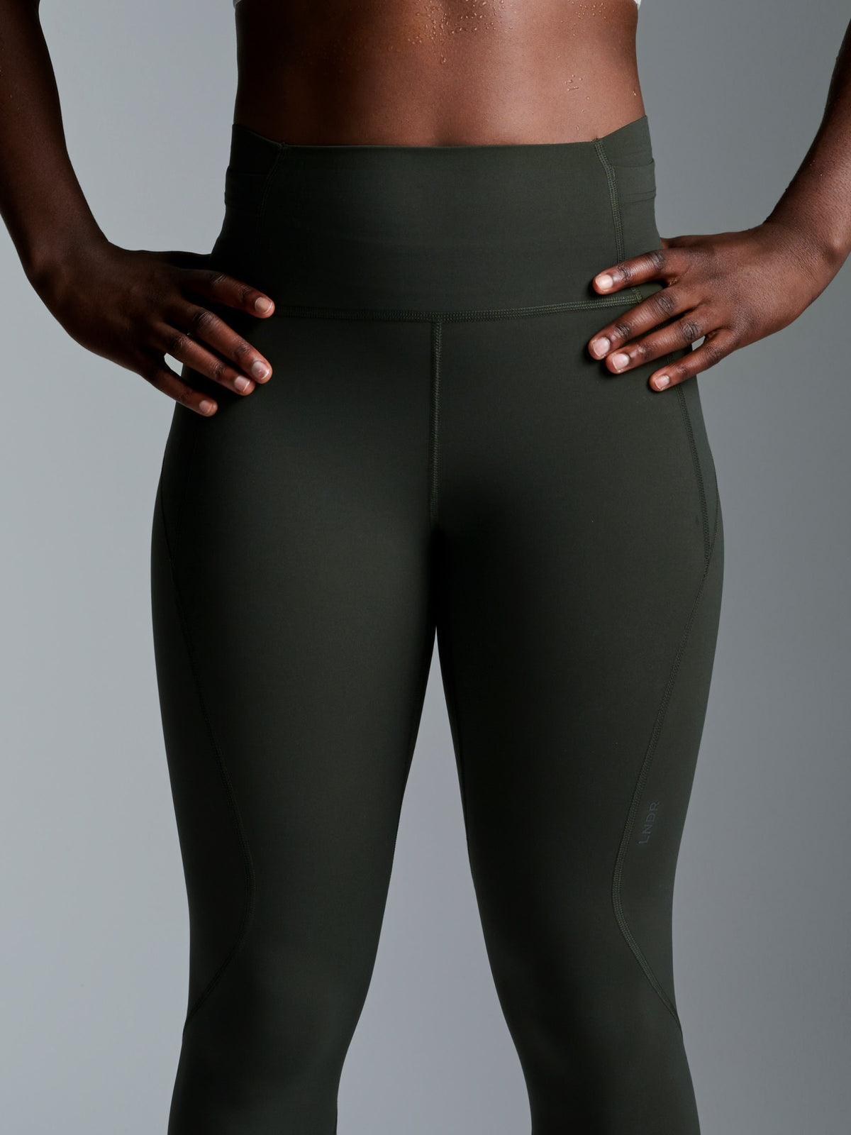 LIMITLESS POCKET 8/8 Legging Olive