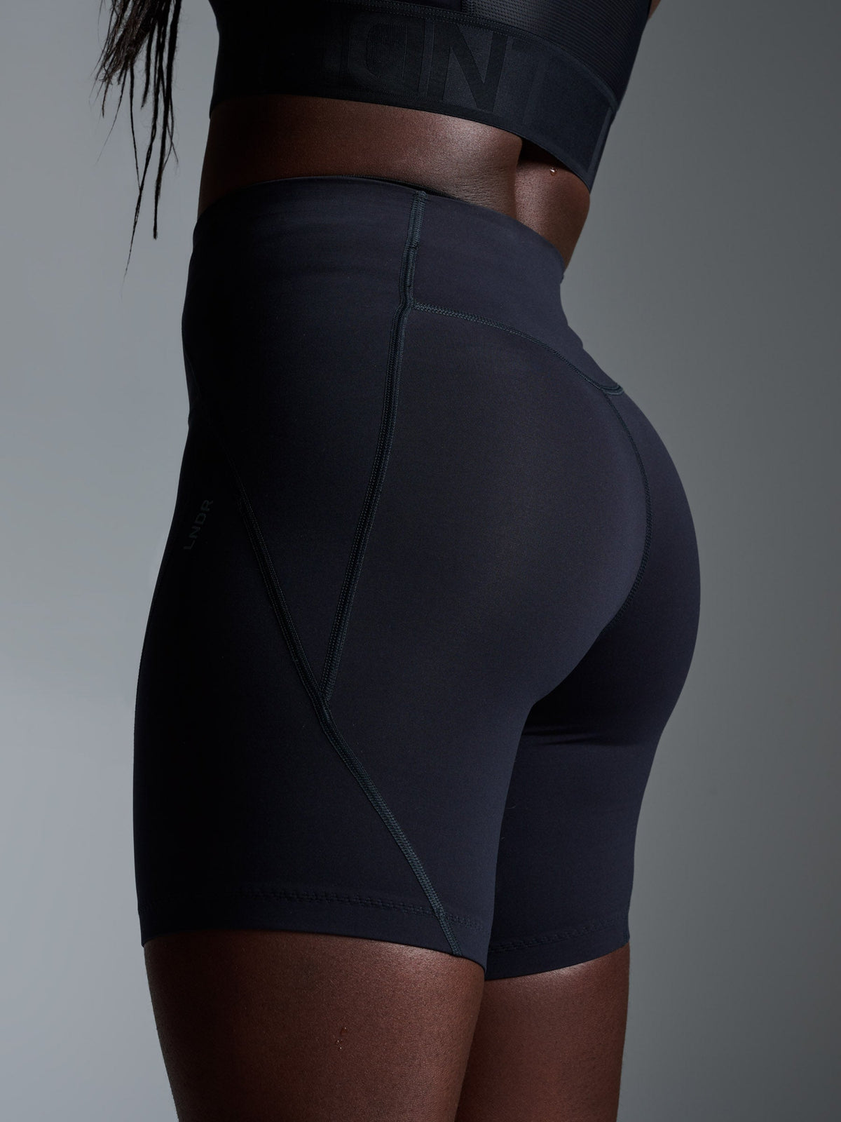 LIMITLESS 7.5" Bike Short Black