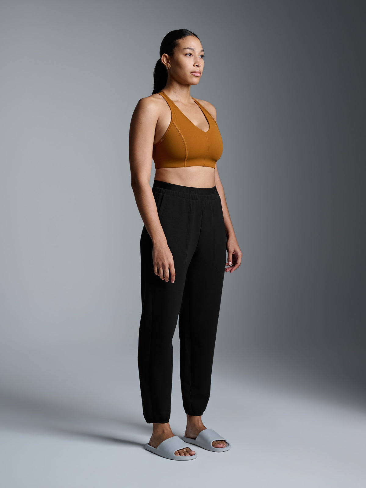 FEMME FATALE Sports Bra Cognac