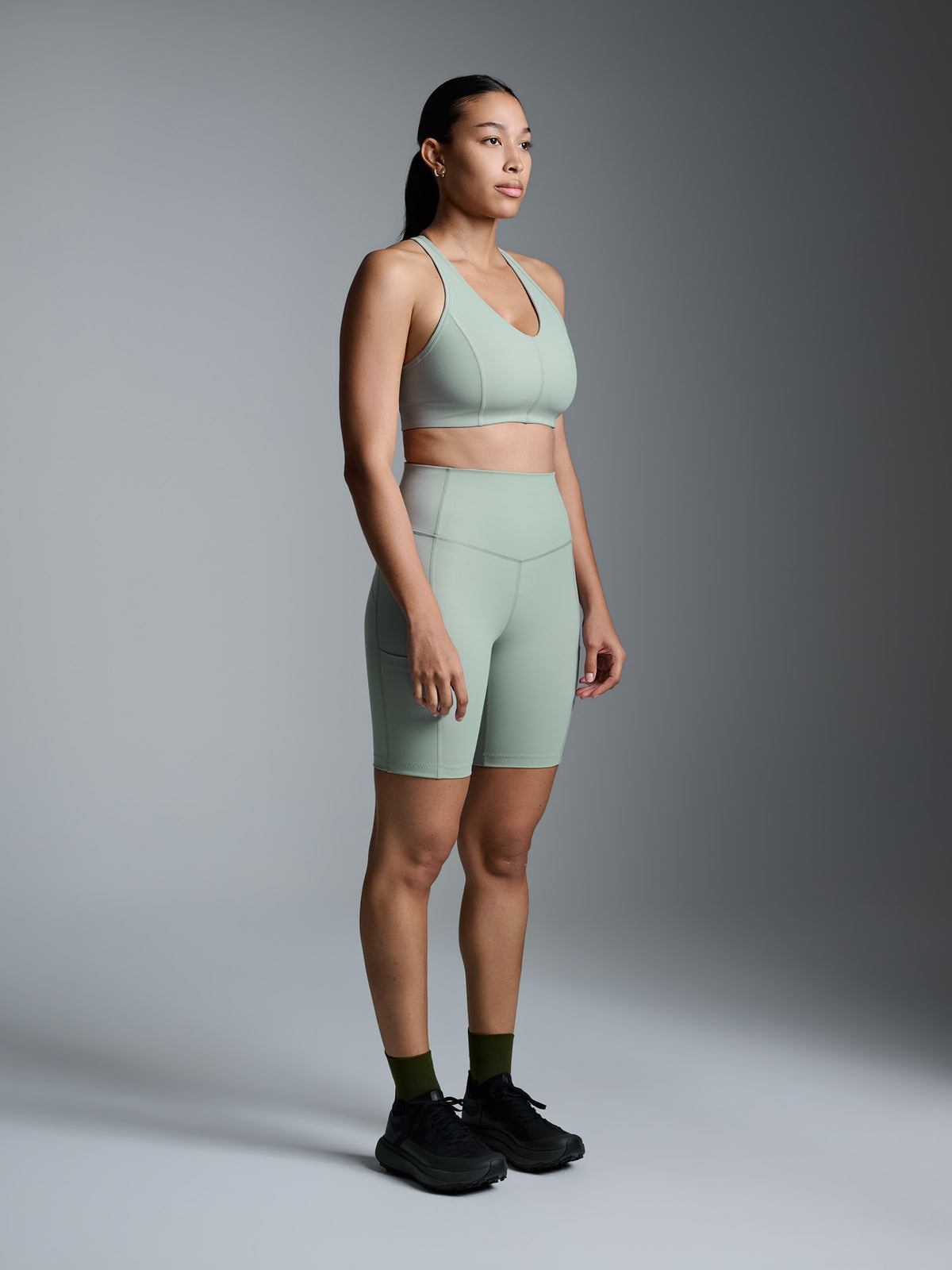 FEMME FATALE Sports Bra Fog