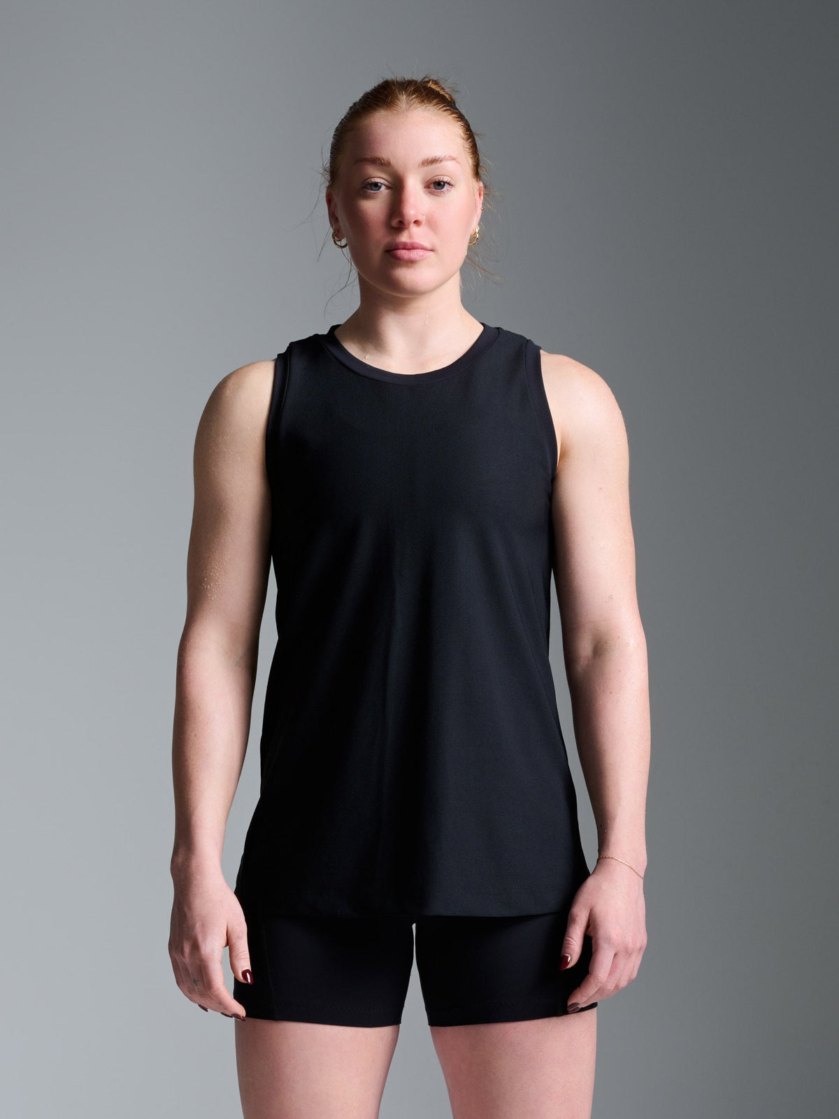 FLUID Tank Black