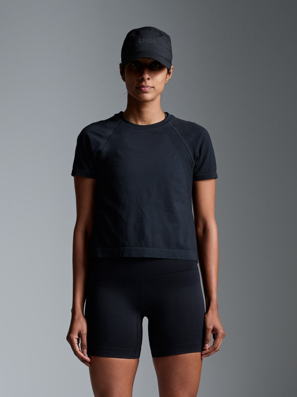 Lakshmi wears size XS-S is 5' 4" - Underband 72cm, Bust 79cm, Waist 76cm, Hips 94cm