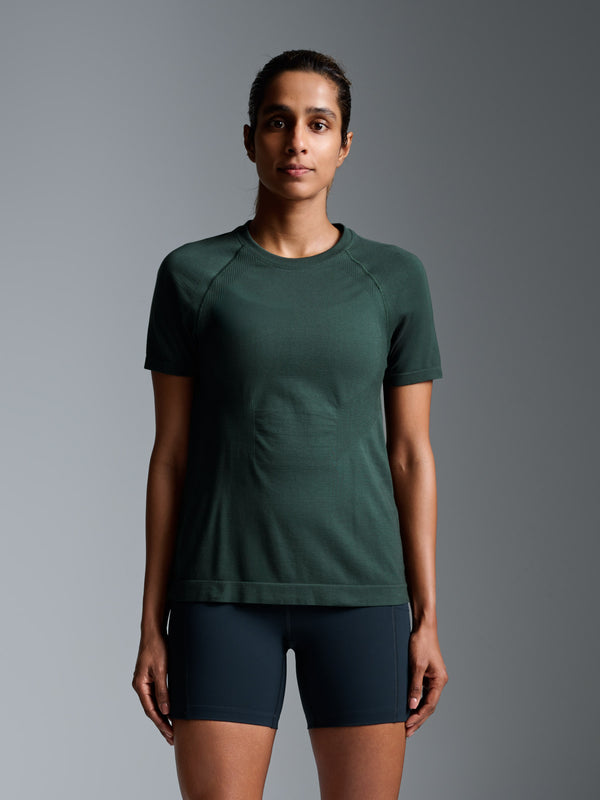 Lakshmi wears size XS-S is 5' 4" - Underband 72cm, Bust 79cm, Waist 76cm, Hips 94cm