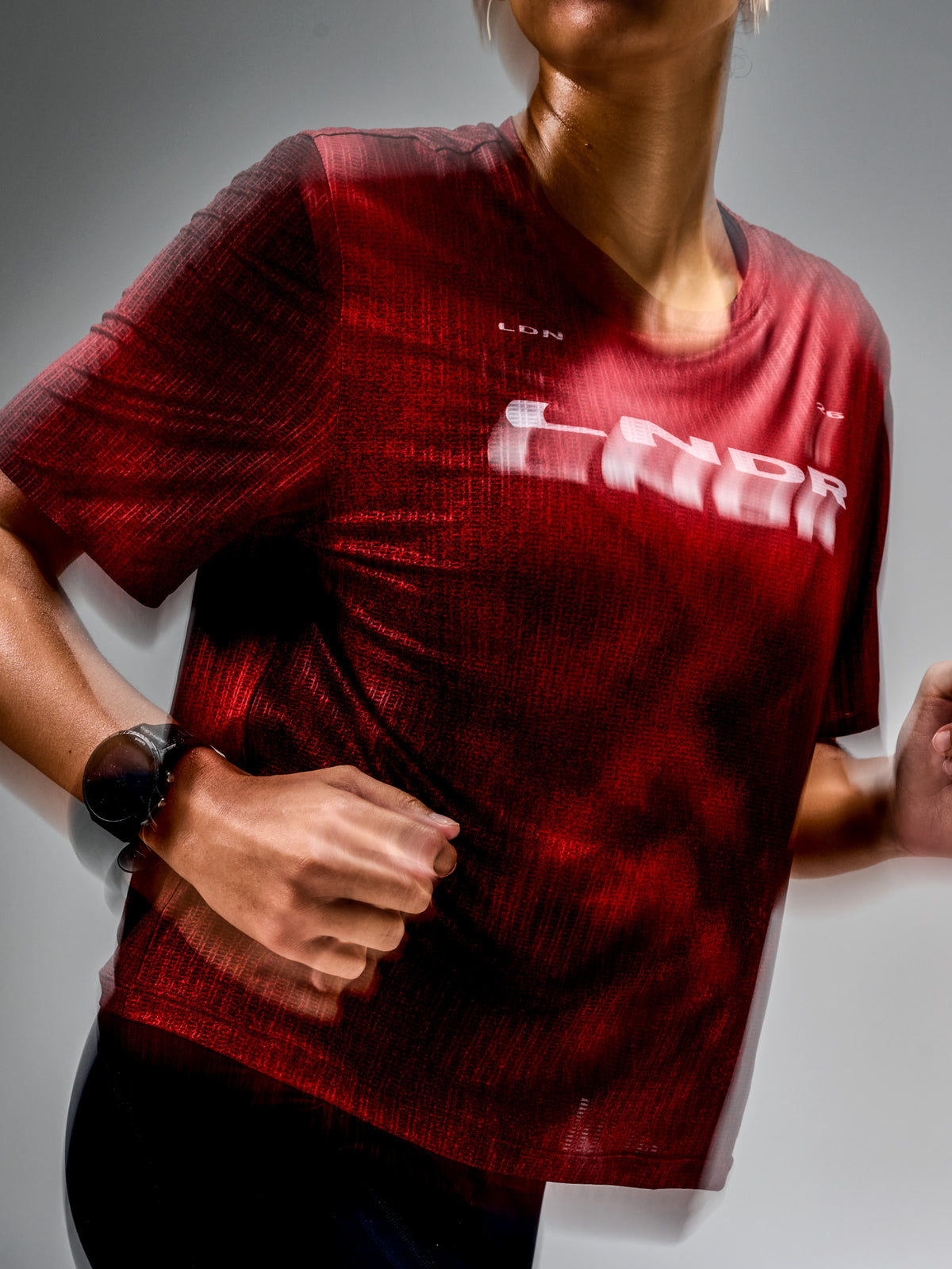 LONDON 2026 Tee Race Red