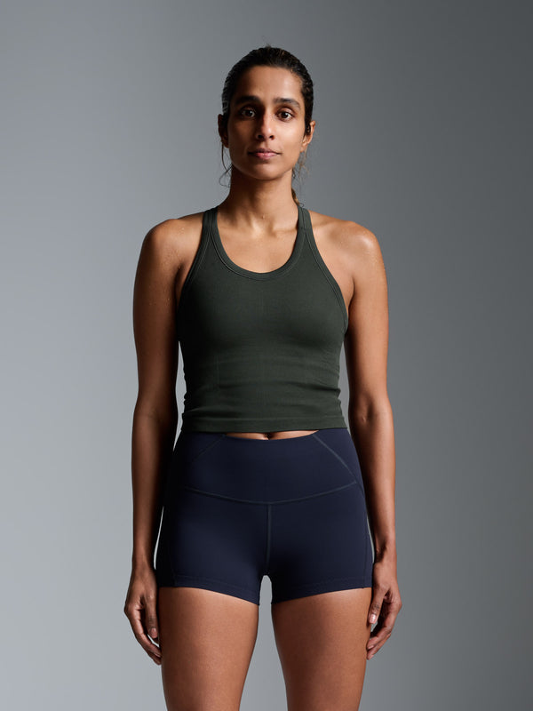 Lakshmi wears size XS-S is 5' 4" - Underband 72cm, Bust 79cm, Waist 76cm, Hips 94cm
